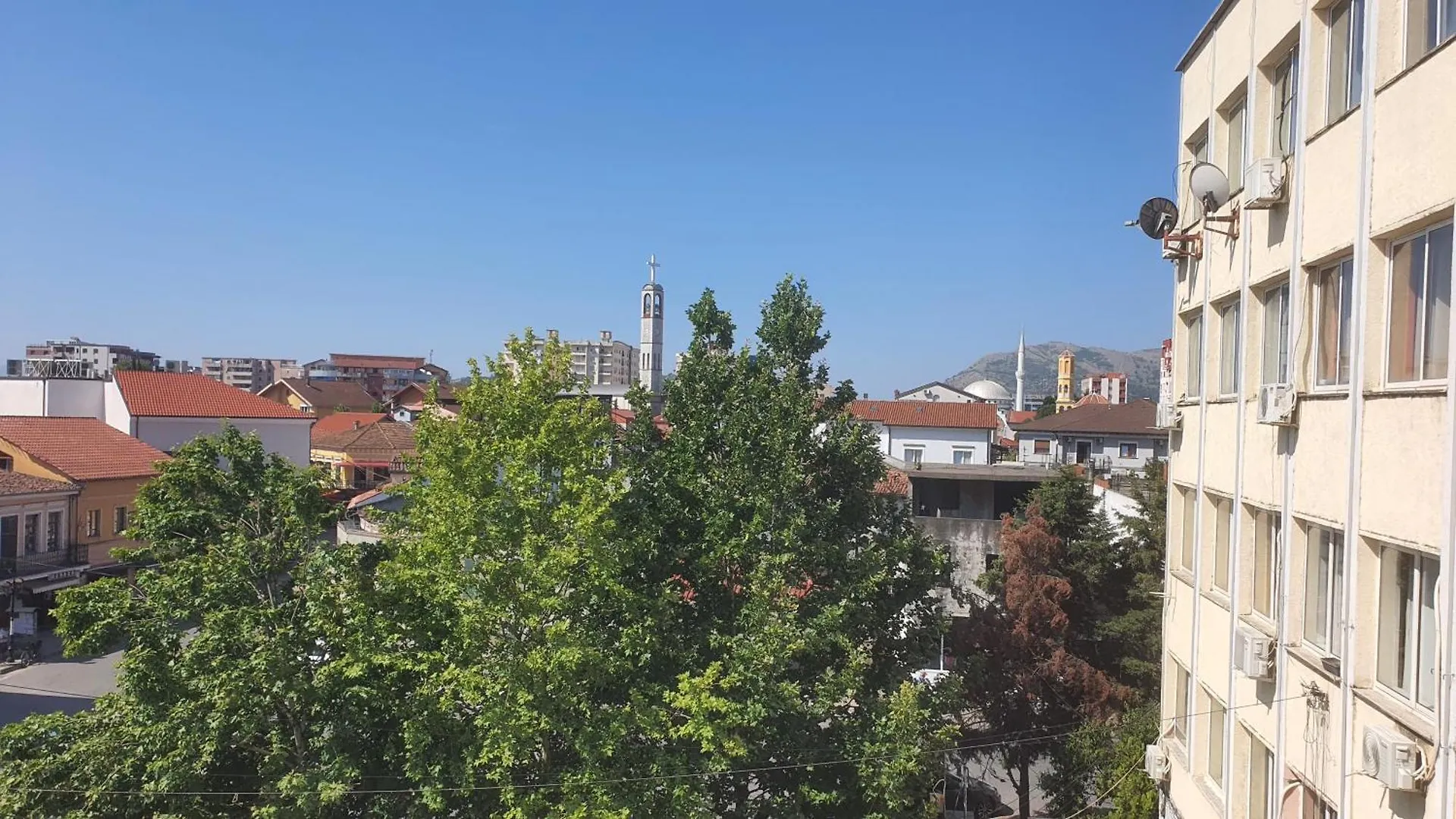 Helios Hotel&Hostel Shkodra 0*,